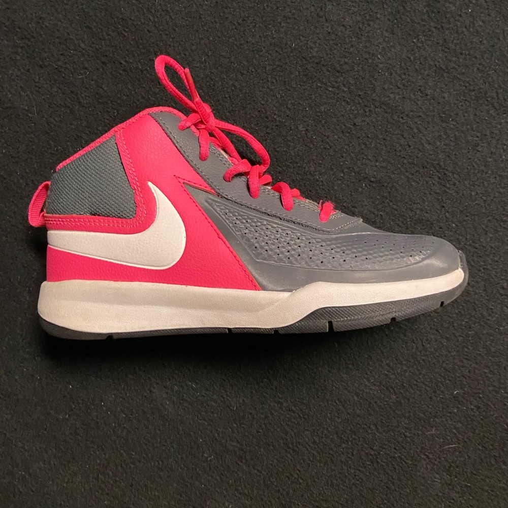 girls size 2 high top basketball sneakers